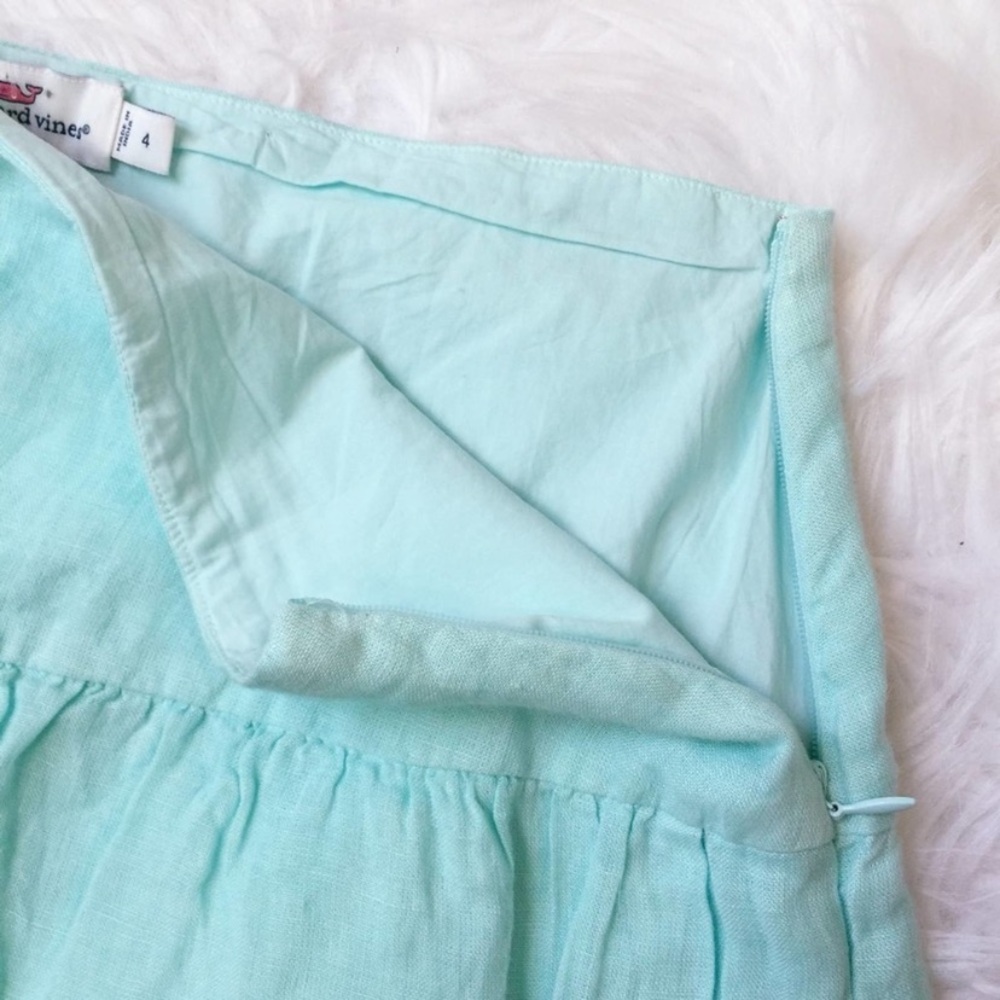 Vineyard Vines Blue linen skirt. Size 4. NEW WITHOUT TAGS!